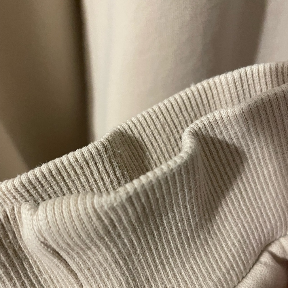 Comfrt Signature Hoodie in Bone - Picture 8 of 9